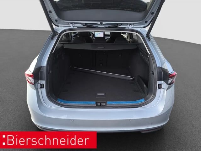 Skoda Superb 2.0 TDI Combi Selection