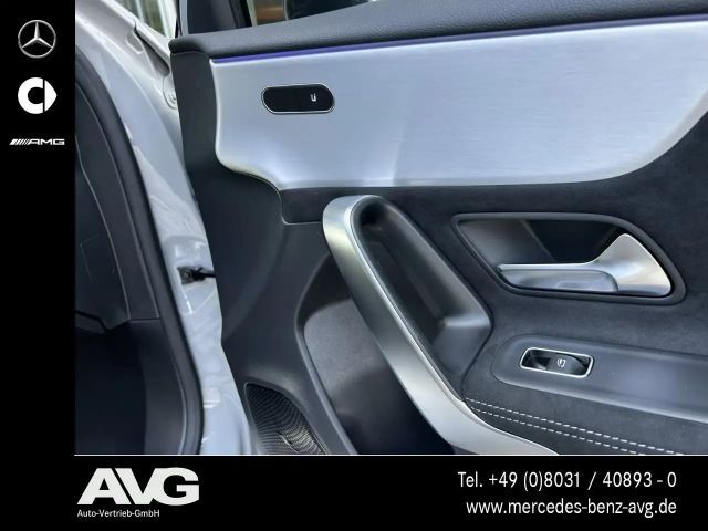 Mercedes-Benz A 200 AMG Line