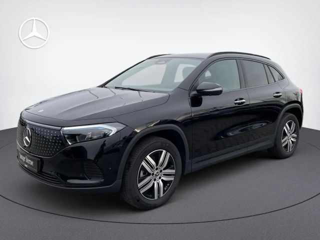 Mercedes-Benz EQA 300 4MATIC Advanced