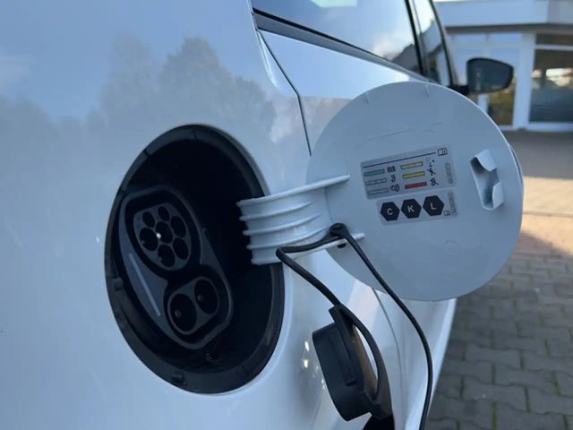 Volkswagen e-up! Edition 61 kW 83 PS 32,3 kWh 1-Gang-Automatik