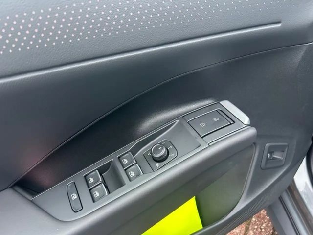 Volkswagen T-Roc 1.5 eTSI DSG IQ.Drive Style