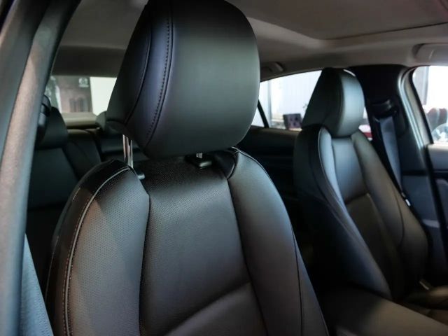 Mazda 3 SkyActiv Takumi