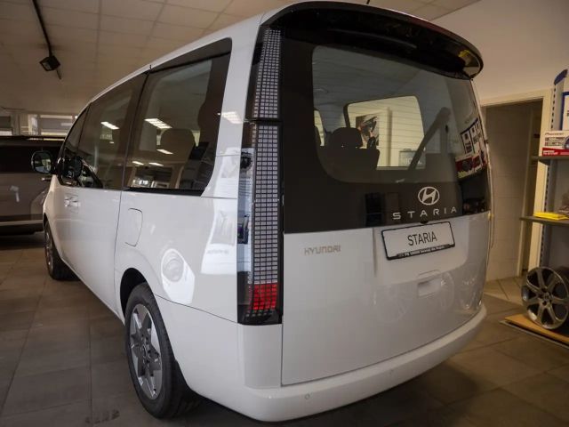 Hyundai Staria Trend