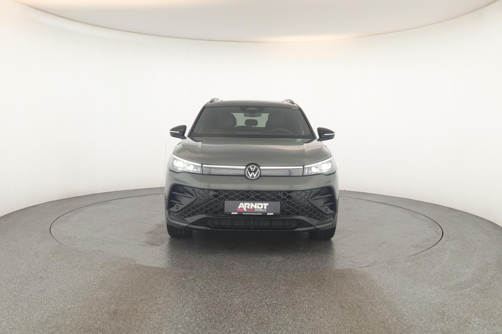 Volkswagen Tiguan 2.0 TSI DSG IQ.Drive R-Line