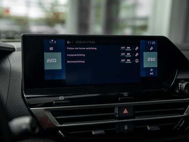 Citroën C4 eC4 | 136pk | Camera | Dodehoek | Pano | Parkee...