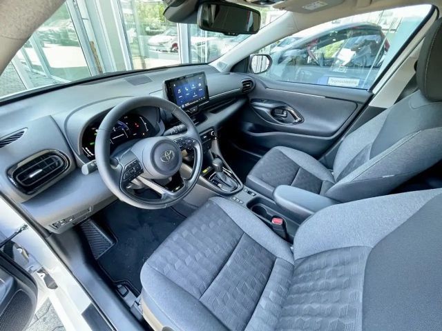 Toyota Yaris Hatchback Hybride VVT-i