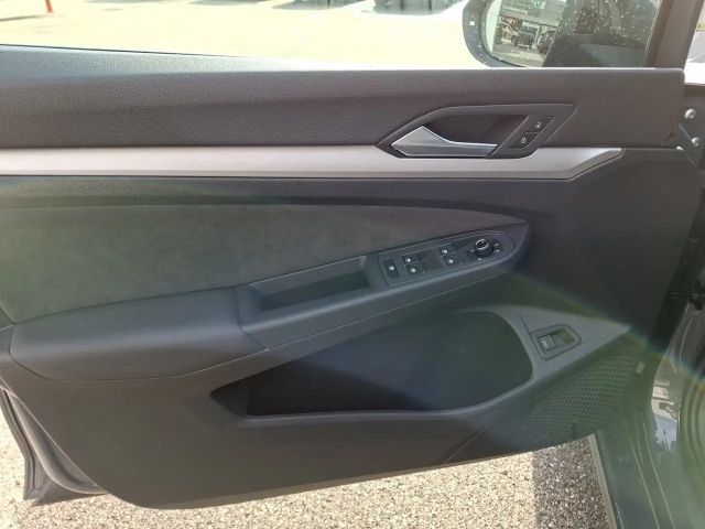 Volkswagen Golf Business DSG Variant