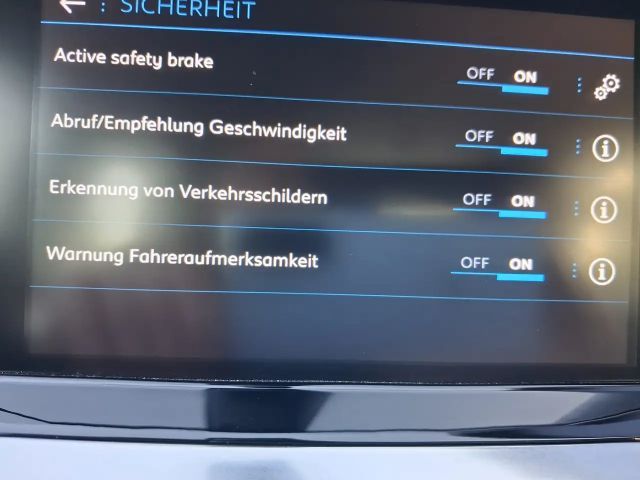 Peugeot 2008 Active Pack