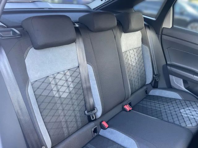 Volkswagen Taigo 1.0 TSI R-Line