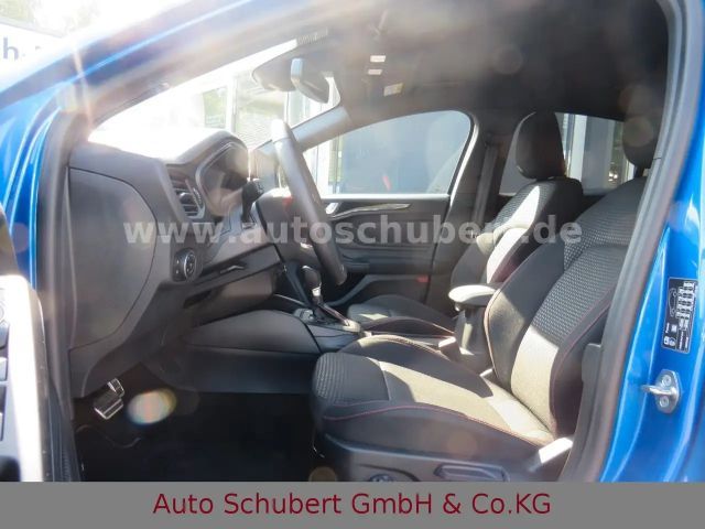 Ford Focus EcoBoost ST Line