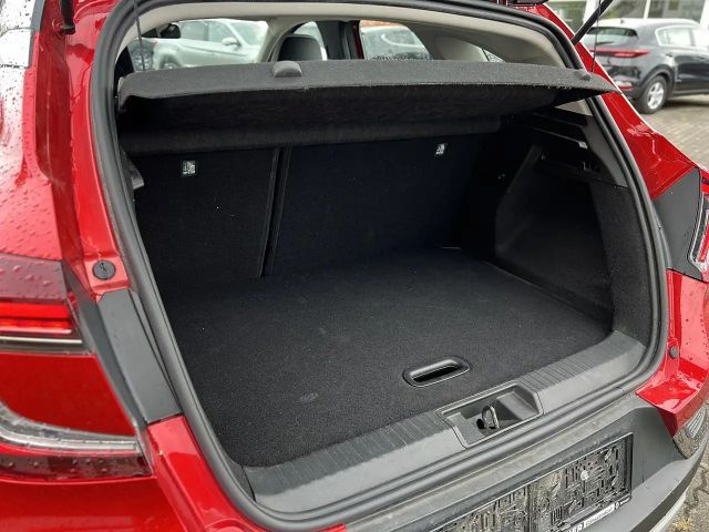 Renault Captur Intens TCe 140