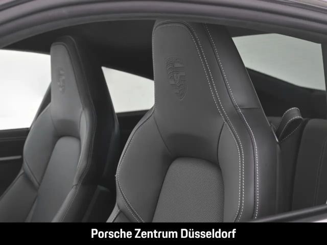 Porsche 992 4 Carrera Coupé GTS