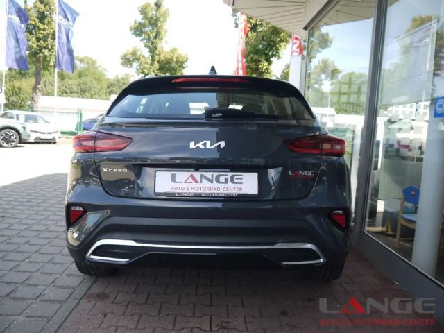 Kia XCeed 1.0T 100 VIS STD Navi SHZ Temp Tel.-Vorb. PDC Alu