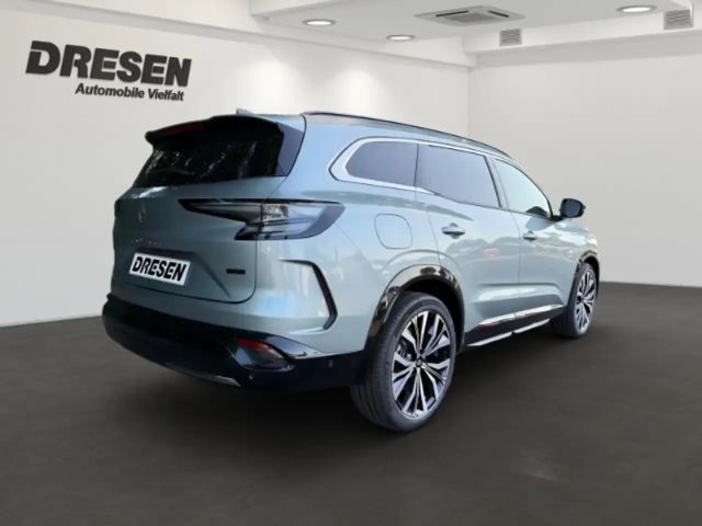 Renault Espace E-Tech Hybrid Iconic