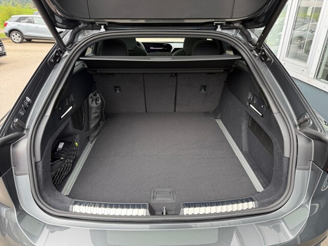 Audi A6 Avant Quattro S-Tronic