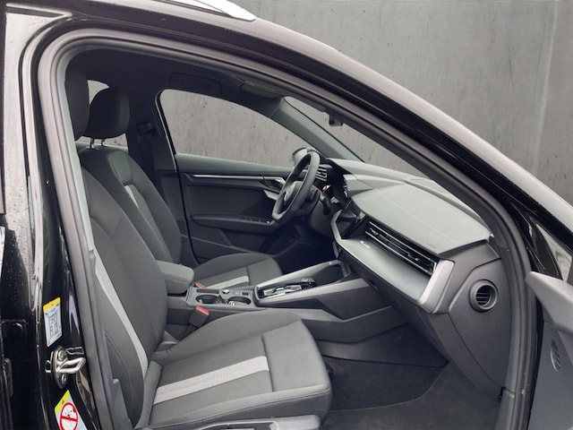 Audi A3 30 TFSI S-Tronic Sportback