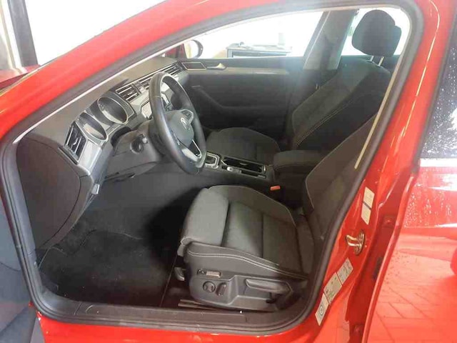 Volkswagen Passat 2.0 TDI Business DSG Variant