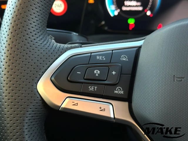 Volkswagen Golf 2.0 TDI DSG IQ.Drive R-Line