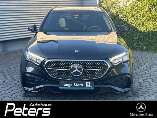 Mercedes-Benz E 220 AMG Line E 220 d