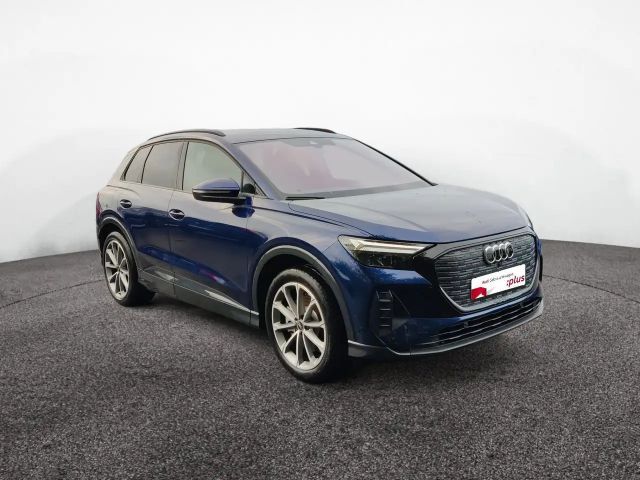 Audi Q4 e-tron 45 AHK SHZ Sportsitze
