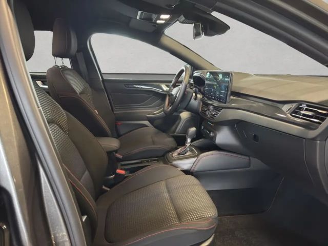 Ford Focus EcoBoost ST Line Wagon