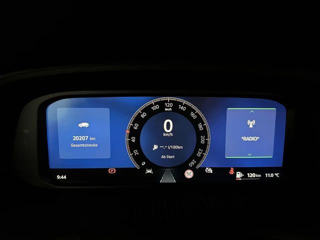 Skoda Octavia Kombi 2,0TDI *LED*AHK*Smart Link*Tempomat*Getön...