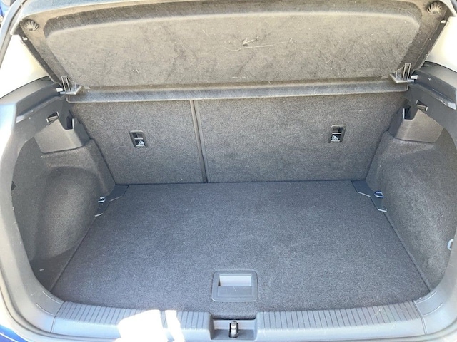 Volkswagen T-Cross T-Cross 1.0 TSI Active Navi ACC SHZ