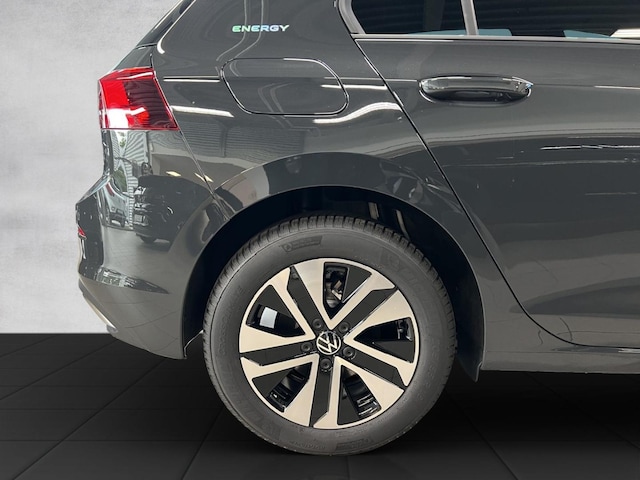 Volkswagen Golf 1.5 eTSI DSG