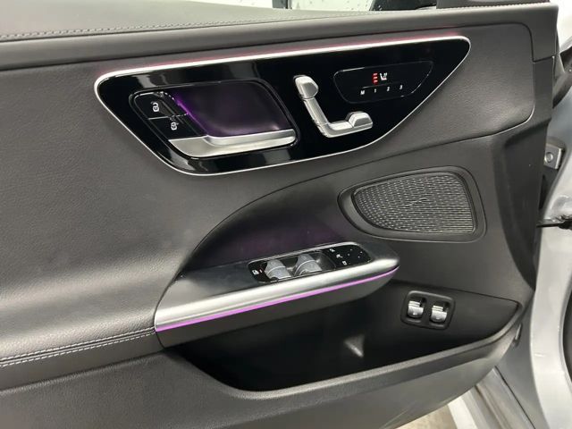 Mercedes-Benz C 300 AMG Line C 300 e