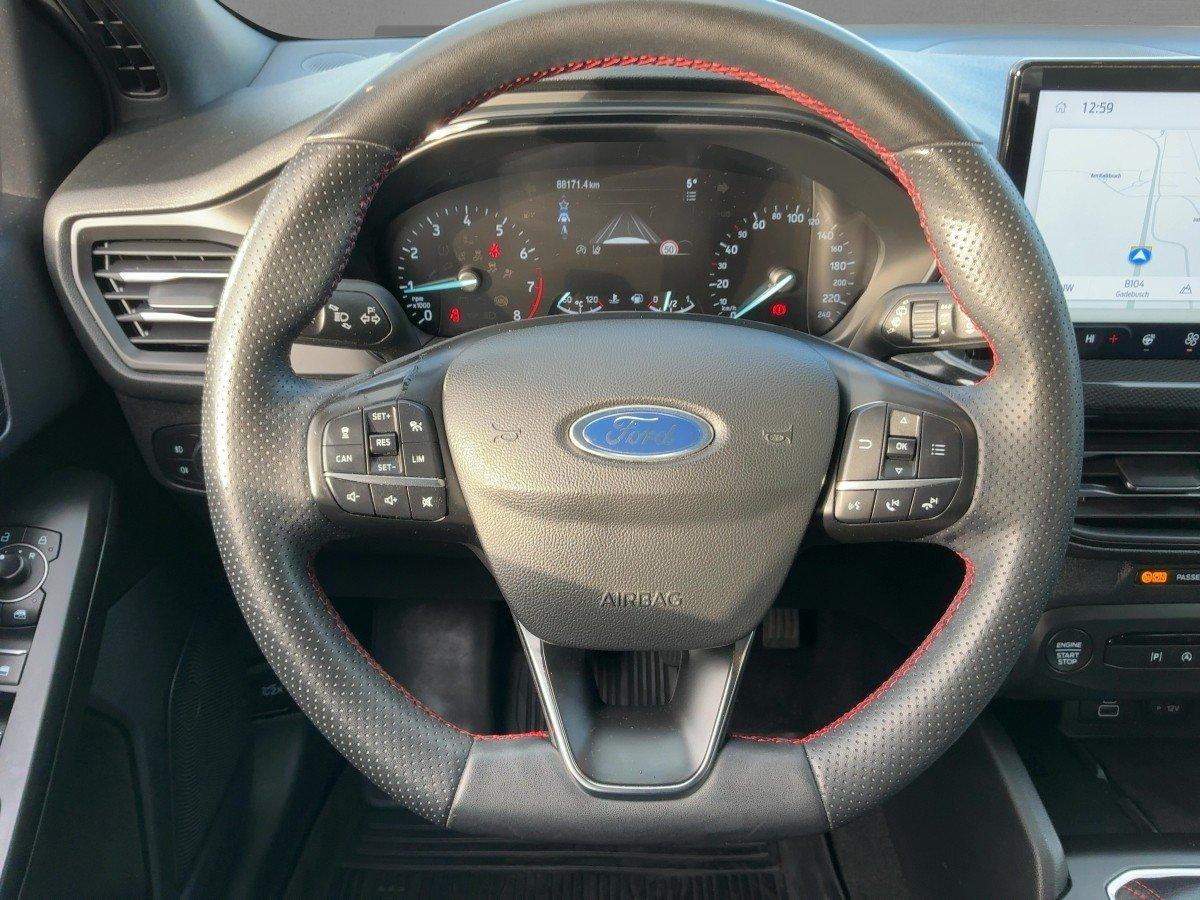 Ford Focus EcoBoost ST Line Wagon