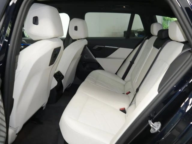 BMW i5 M60 Touring xDrive