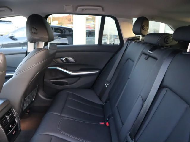 BMW 318 318d Touring