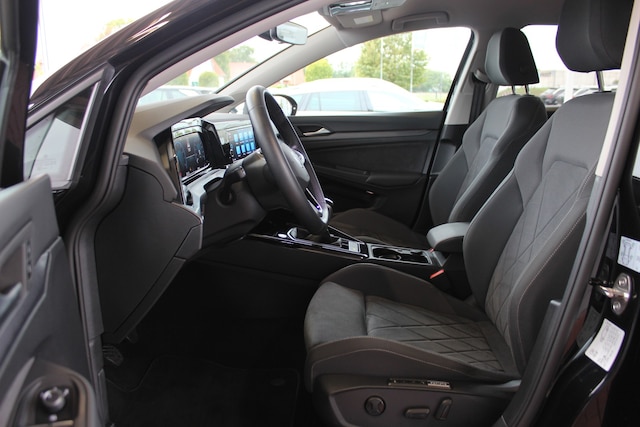 Volkswagen Golf 1.5 TSI Style