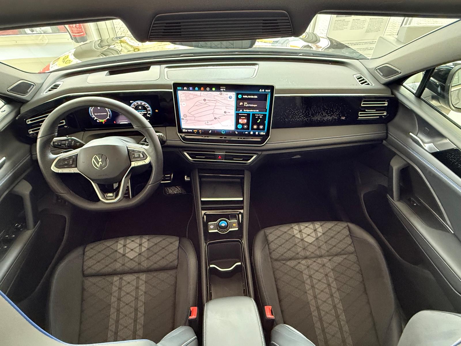 Volkswagen Tiguan 1.5 eTSI DSG IQ.Drive R-Line