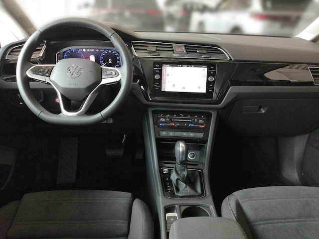 Volkswagen Touran 1.5 TSI DSG