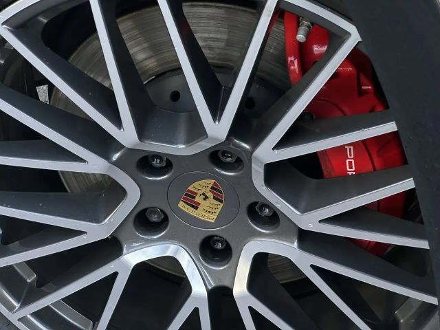 Porsche Cayenne Coupé GTS