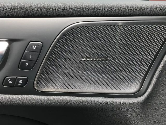 Volvo V60 AWD Bright Plus T6