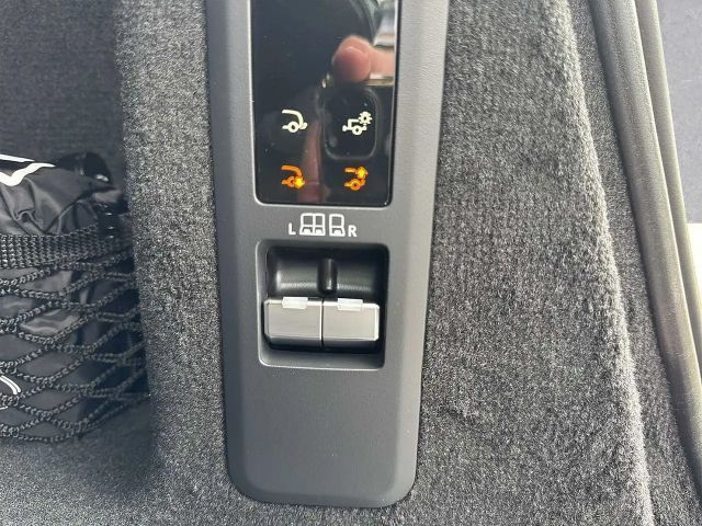 Land Rover Range Rover Sport P635 SV GAEA Celestial Collection