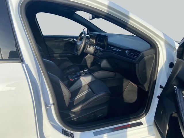 Ford Focus EcoBoost ST Line