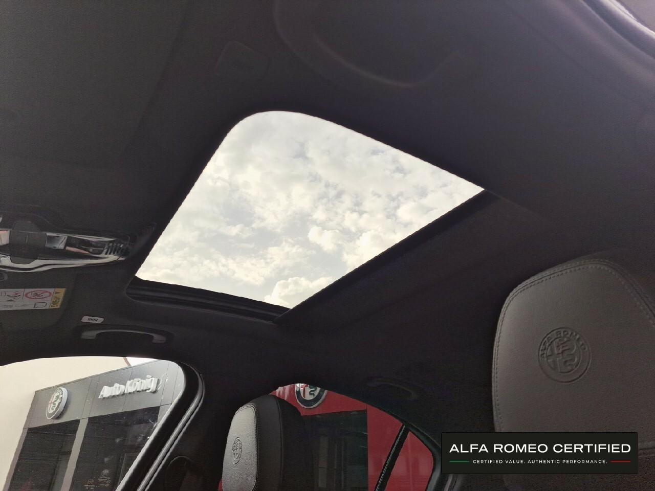 Alfa Romeo Giulia AT8 Q4 Turbo Veloce