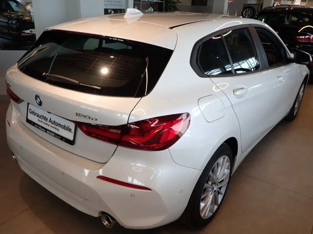 BMW 120 120d Sedan xDrive