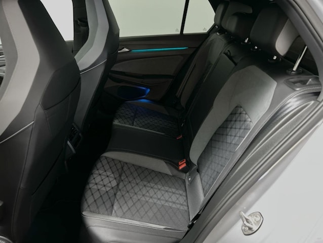 Volkswagen Golf 1.5 eTSI