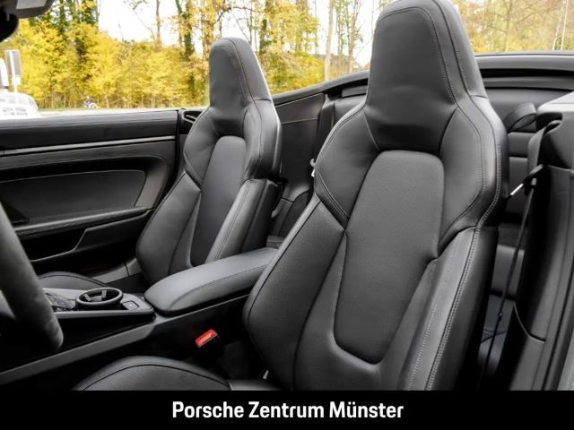 Porsche 992 Cabrio Carrera GTS