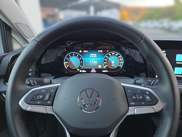 Volkswagen Golf DSG Golf VIII Sport Variant