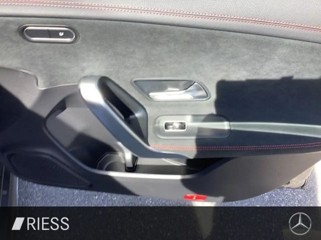 Mercedes-Benz CLA 200 AMG Line Shooting Brake
