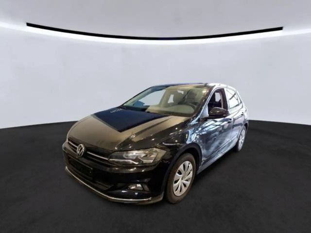 Volkswagen Polo 1.0 TSI DSG Highline