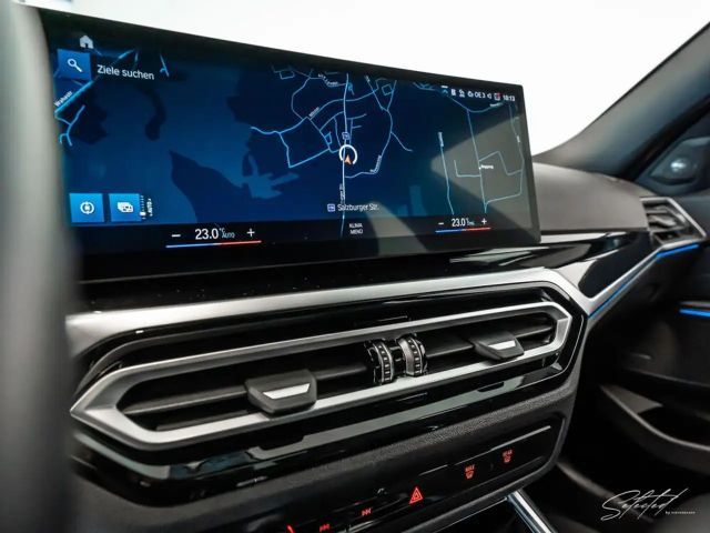 BMW 330 330i M-Sport Sedan xDrive