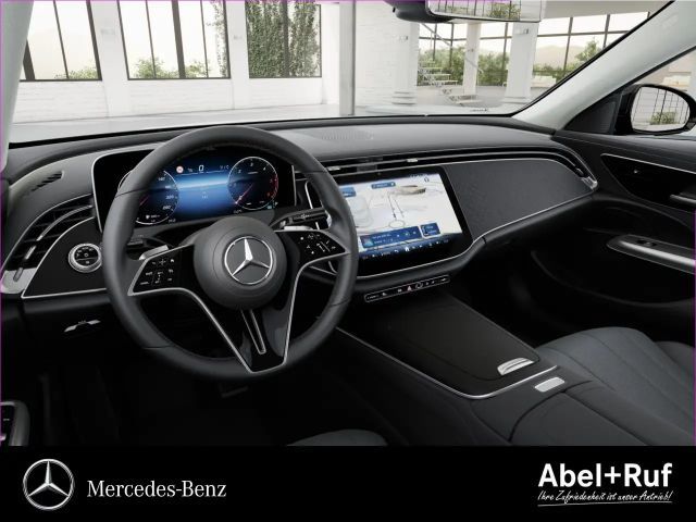 Mercedes-Benz E 220 AVANTGARDE E 220 d Sedan