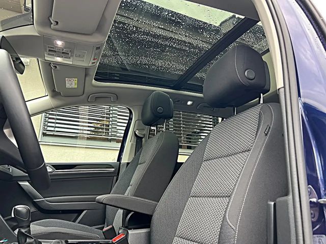 Volkswagen Touran BMT Comfortline DSG