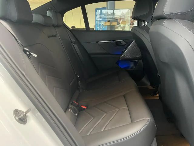 BMW 520 520i M-Sport Sedan